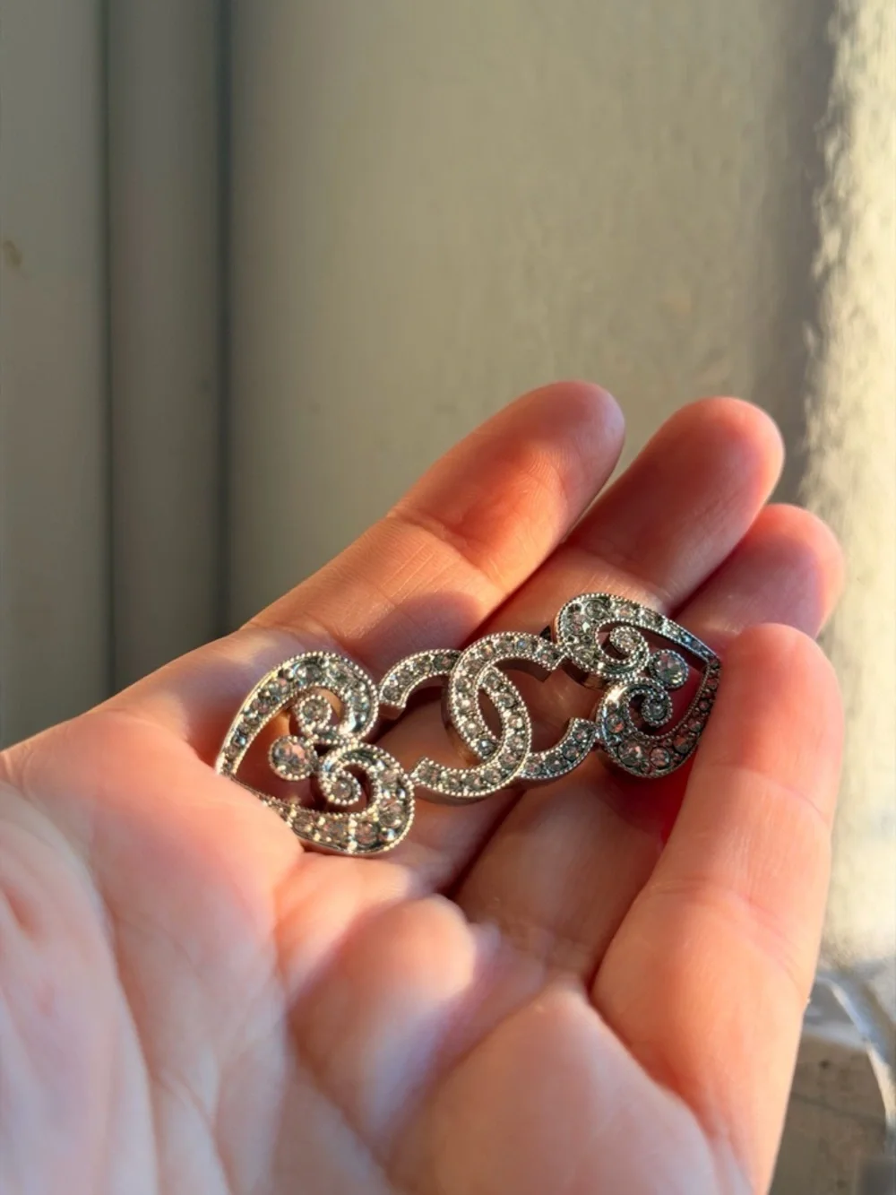 Chanel Crystal Heart Link Brooch - Silver Tone - Picture 11 of 12